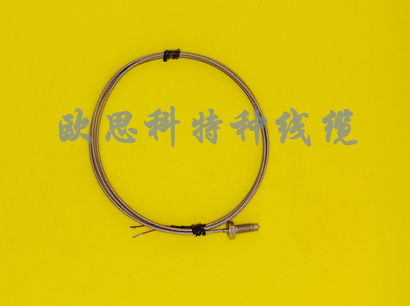 E型螺钉式铠装热电偶
